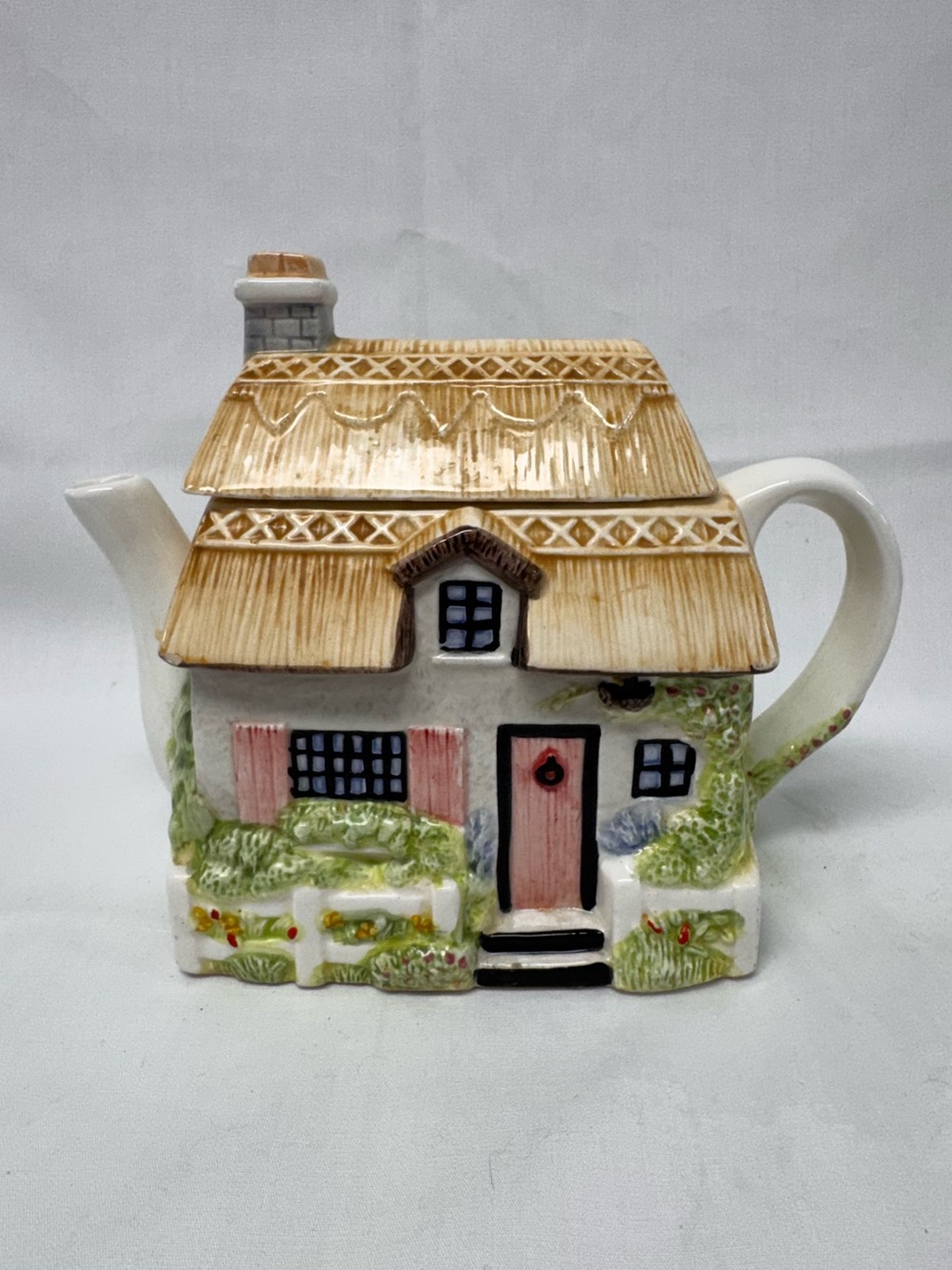 Ceramic House Tea Pot Cottagecore MSM